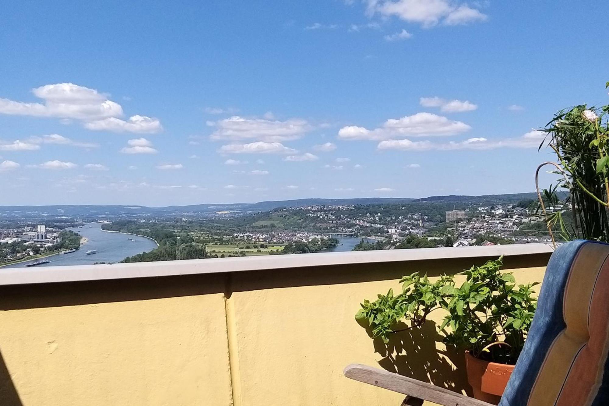 Rheinblick Am Rheinsteig Zur Festung Ehrenbreitstein Mit Balkon Und Sauna Urbar  Esterno foto